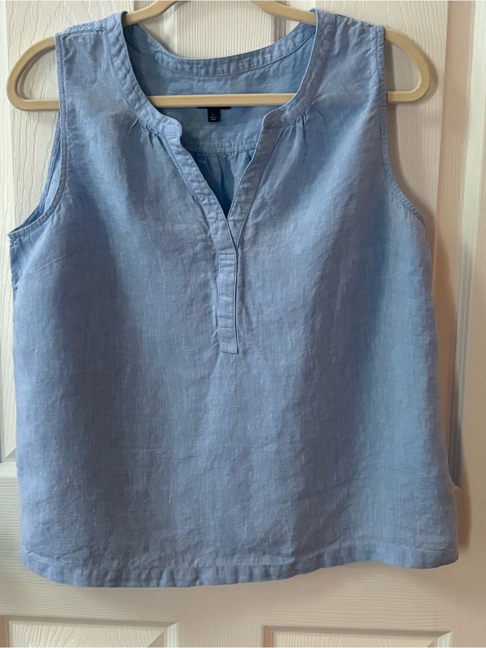 Talbots Light Blue Linen Sleeveless Top